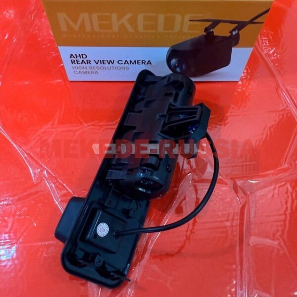 Камера заднего вида Mekede для BMW F15/F26/F20/F32 — изображение 4